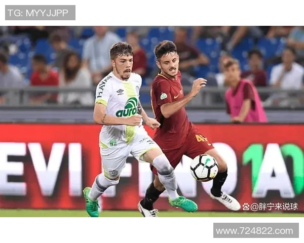 阿贾青年队迎战乌德勒斯队争夺胜利的关键战役分析与展望