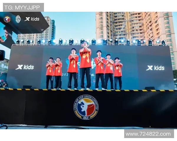 全国街舞大赛特别报道：南京飞盘队如何在舞台上展现青春与梦想的成长历程